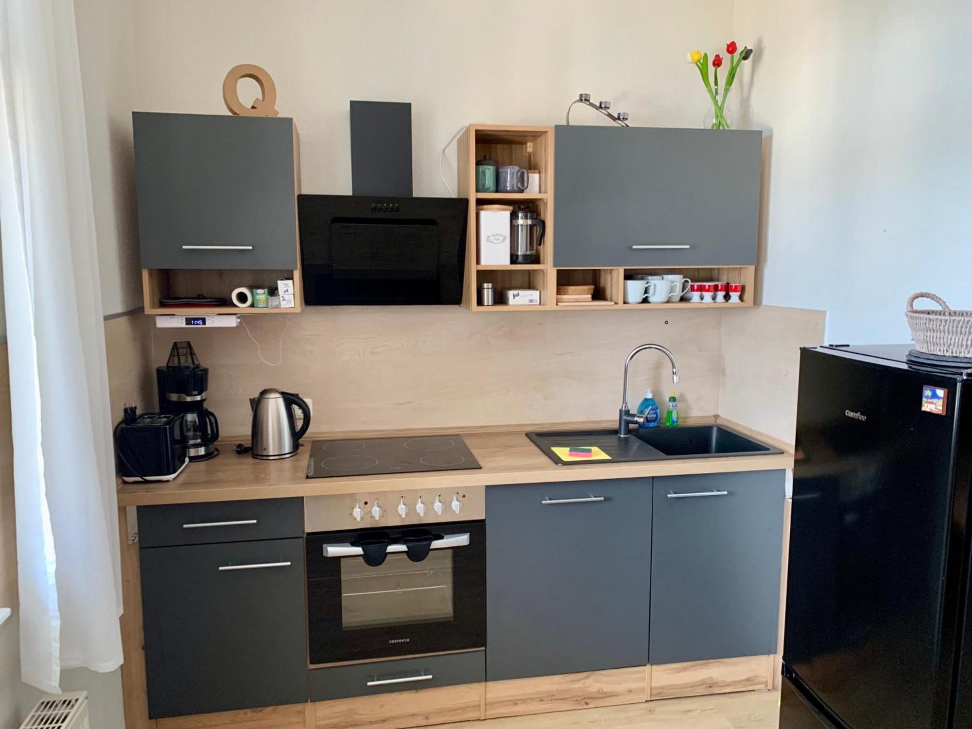 Ferienwohnung mit Meerblick und Schwimmbad Goehren  Exterior foto
